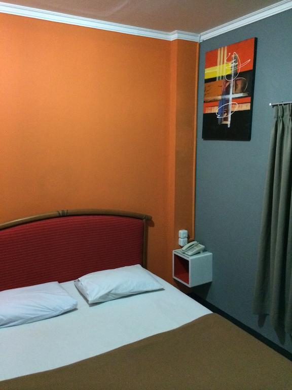 Hollywood Hotel Jakarta Kültér fotó