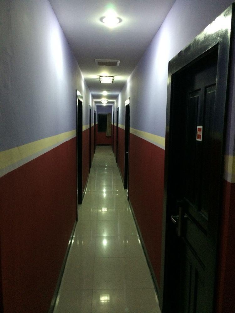 Hollywood Hotel Jakarta Kültér fotó